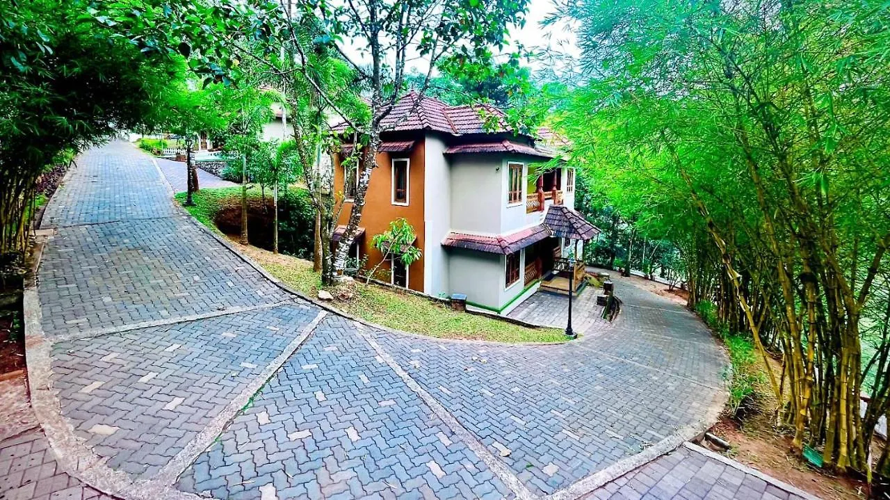Indeevara Luxury Resort And Spa, Wayanad Vythiri 5*,